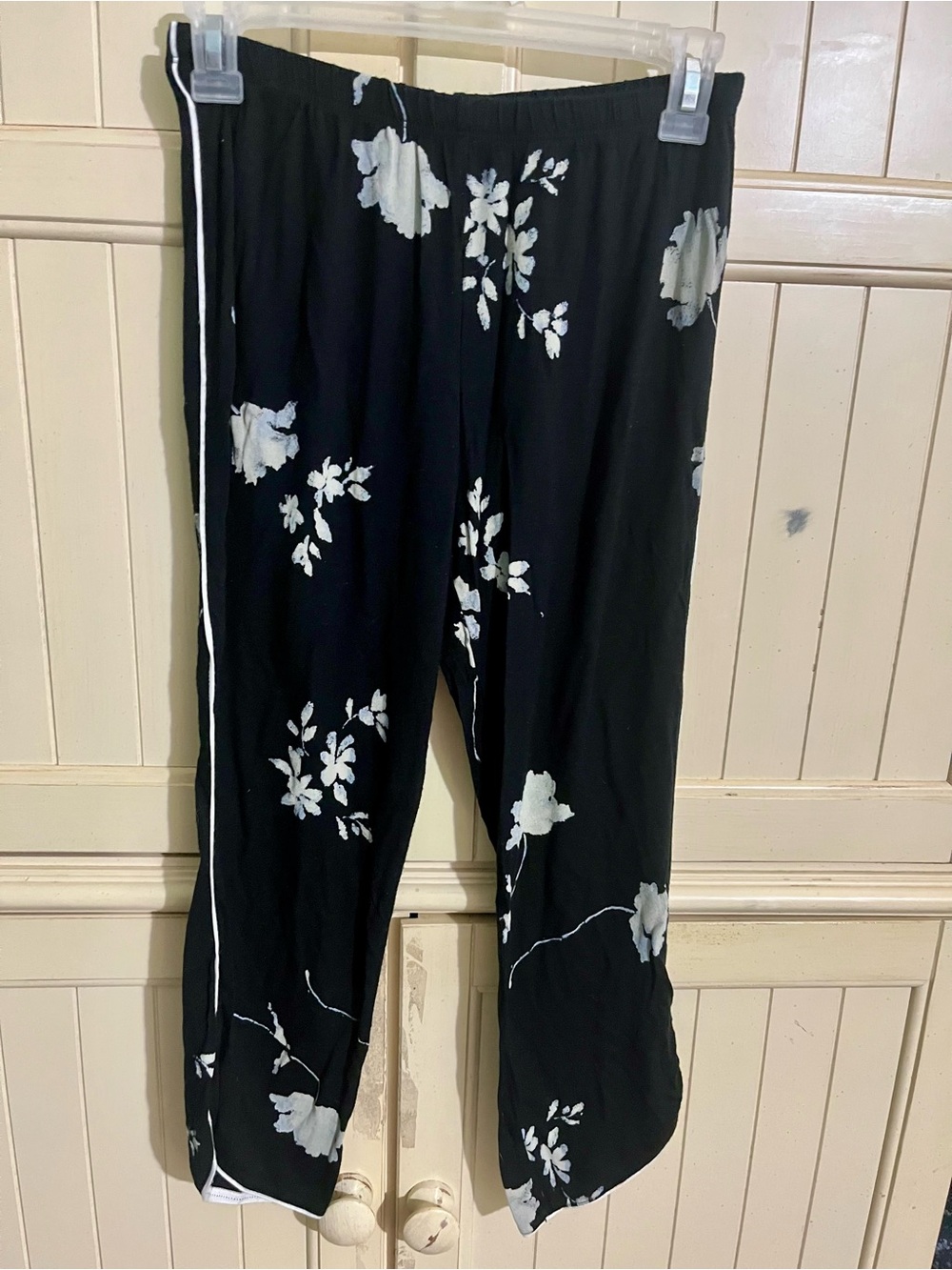 Stars Above Beautifully Soft Floral Print Cropped Pajama Pant
